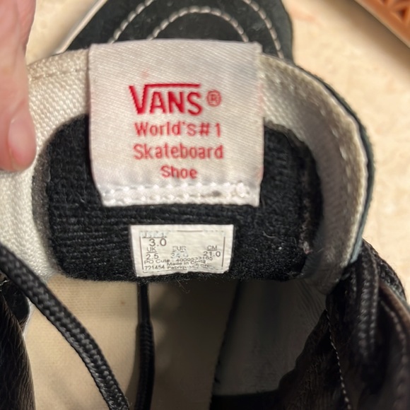 Vans Old Skool black suede Hightops - youth size 3 - Picture 4 of 4